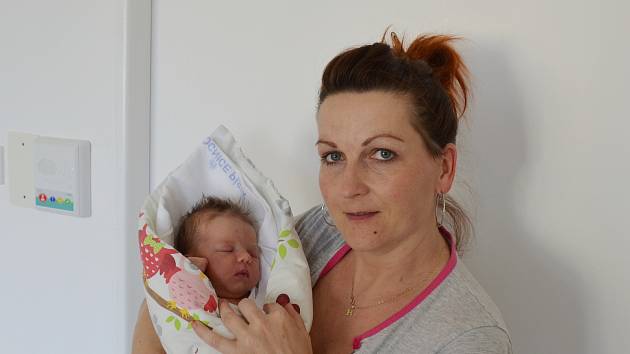 Do Písku odjela s rodiči Hanou Zdychyncovou a Markem Kabelem novorozená Sára Kabele. Narodila se 24. 4. 2021 v 00.19 h. Její porodní váha byla 3,25 kg. Doma ji čekali 10letá sestra Zuzanka a 14letý bráška Dominik.