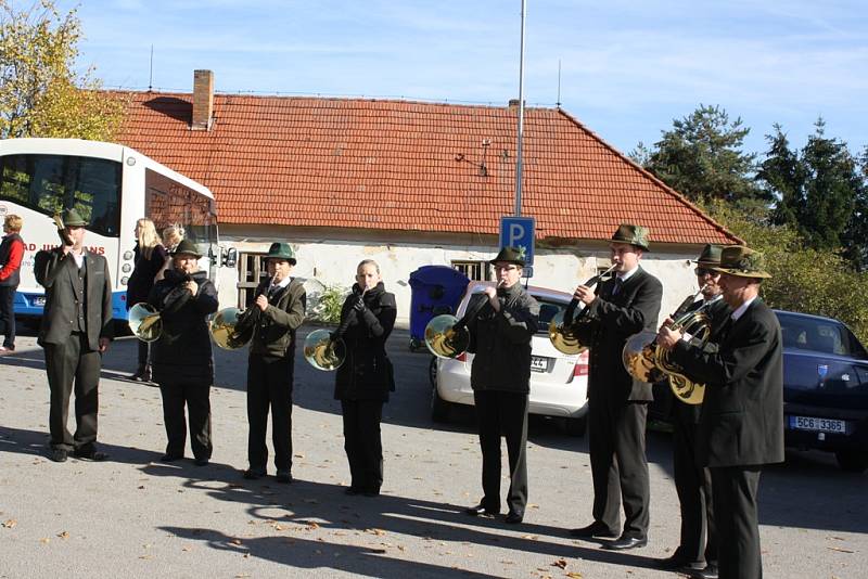 Myslivecká slavnost v Chrášťanech.