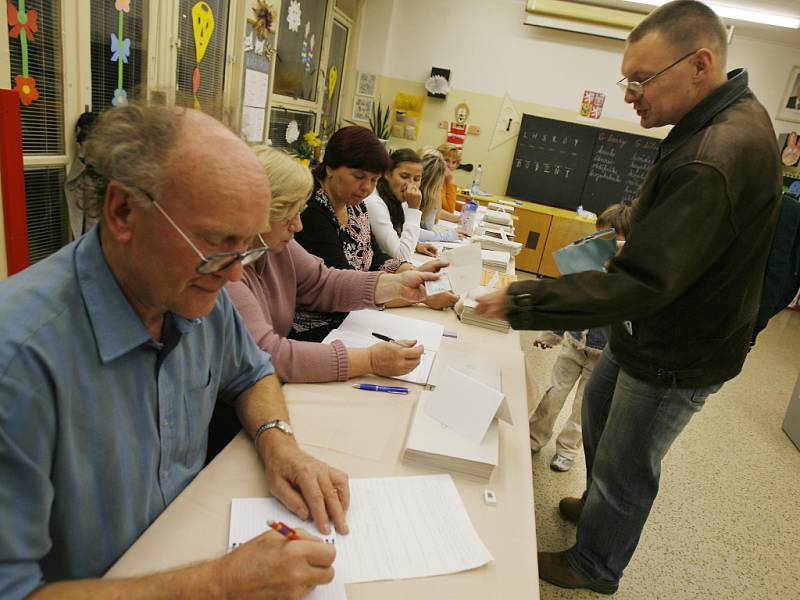 Volby v Českých Budějovicích,v základní škole na sídlišti Máj