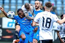 Fotbalisté Dynama na úvod jarní části I. ligy porazili Ostravu nečekaně hladce 3:0. Na snímku v akci úřadující kapitán Zdeněk Ondrášek.