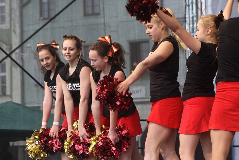 Mezinárodní gymnastické soutěže Eurogym začne v Českých Budějovicích přesně za 101 dní. Na snímku gymnastky Cheerleaders.