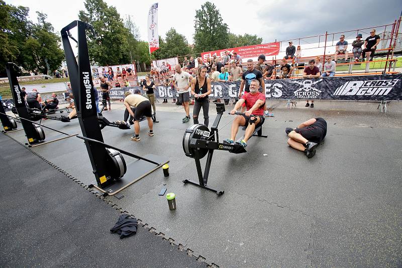 Českobudějovičtí strážníci vyzvali své kolegy k poměření sil při Crossfit challenge České Budějovice.