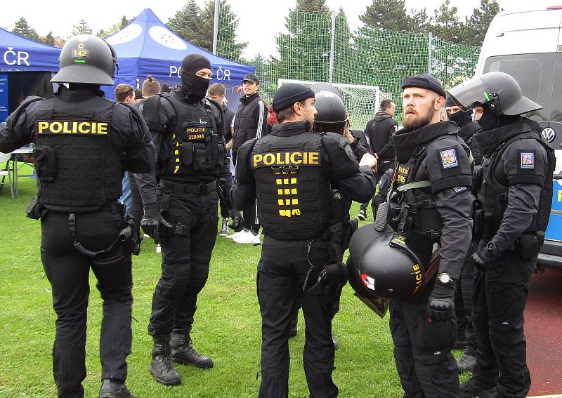 Workshop pro veřejnost Policistou na(ne)čisto se uskutečnil v pátek 6. května v areálu Sportovního klubu policie České Budějovice na Jiráskově nábřeží.