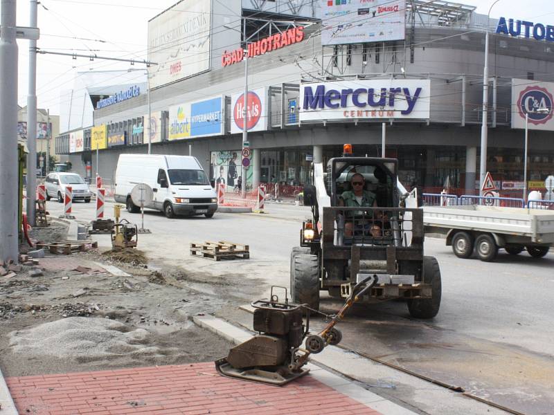 Město plánuje dva druhy parkovacích stání, placená na půl hodiny a bezplatná na tři minuty.