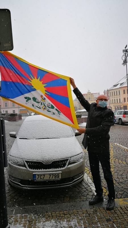 Vlajky pro Tibet zavlály i v jižních Čechách. Tábor. Foto: MěÚ Tábor