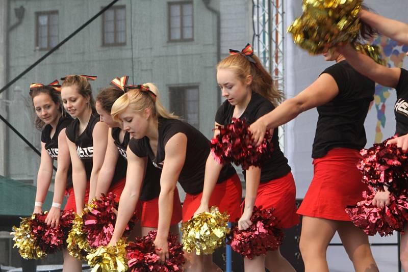 Mezinárodní gymnastické soutěže Eurogym začne v Českých Budějovicích přesně za 101 dní. Na snímku gymnastky Cheerleaders.