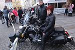 Motorkáři na českobudějovickém náměstí