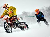 Sněhové podmínky byly příznivé a v Dolních Hořicích se tak mohlo závodit v motoskijöringu.