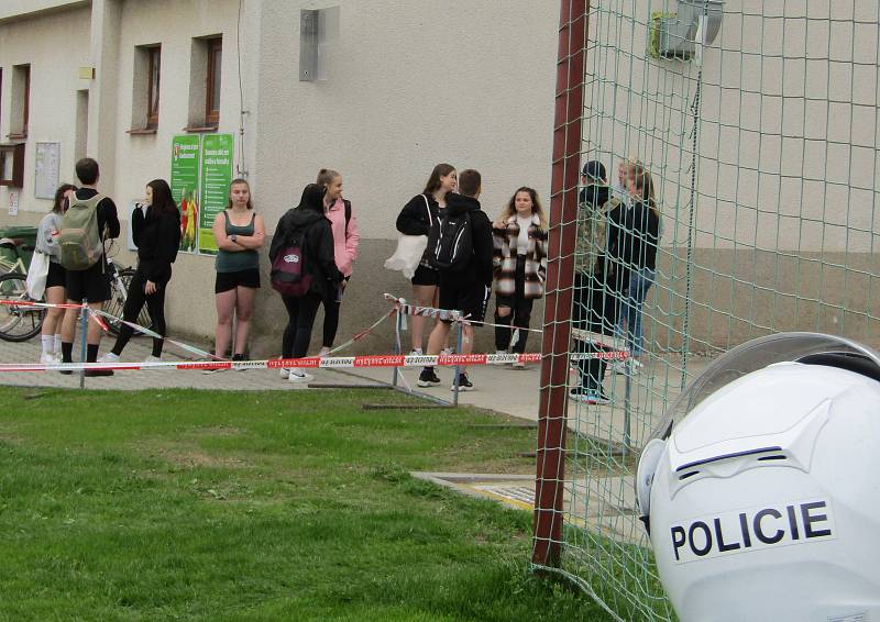 Workshop pro veřejnost Policistou na(ne)čisto se uskutečnil v pátek 6. května v areálu Sportovního klubu policie České Budějovice na Jiráskově nábřeží.