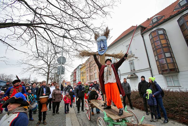 Budějovičtí vyprovodili zimu, která se drží zuby nehty a přivítali jaro.