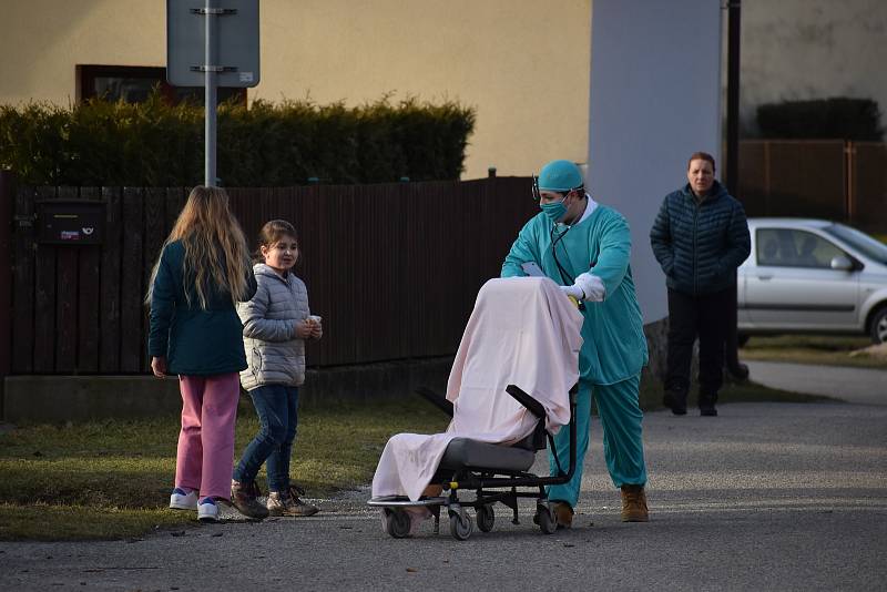 V sobotu se v Ločenicích uskutečnil tradiční Masopust.