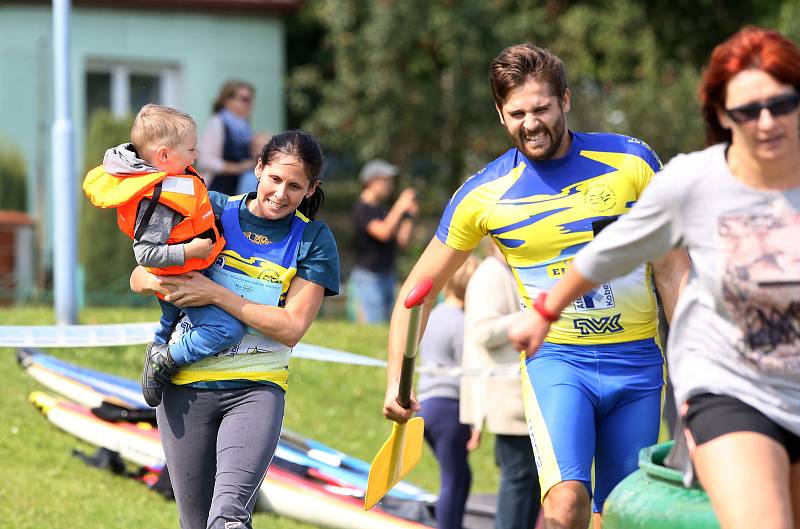 V sobotu, 9. září, se na levém břehu řeky sešli milovníci vodních sportů z Týna nad Vltavou a okolí 2. vltavotýnských vodáckých slavnostech. Součástí slavností byl i závod Mezi Mosty a LAKER Marathon.