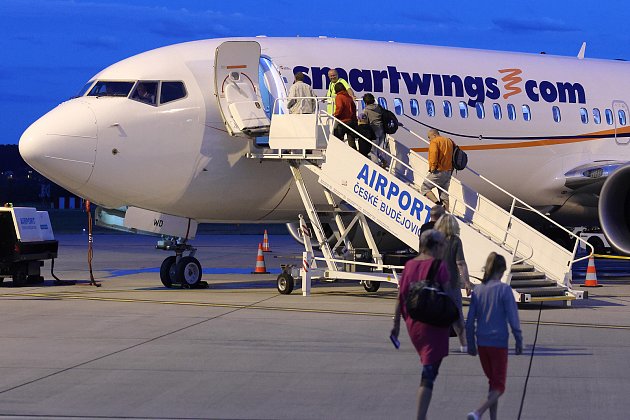 Z Budějovic odletí první turisté na Rhodos. Kvůli požárům se plány nezměnily