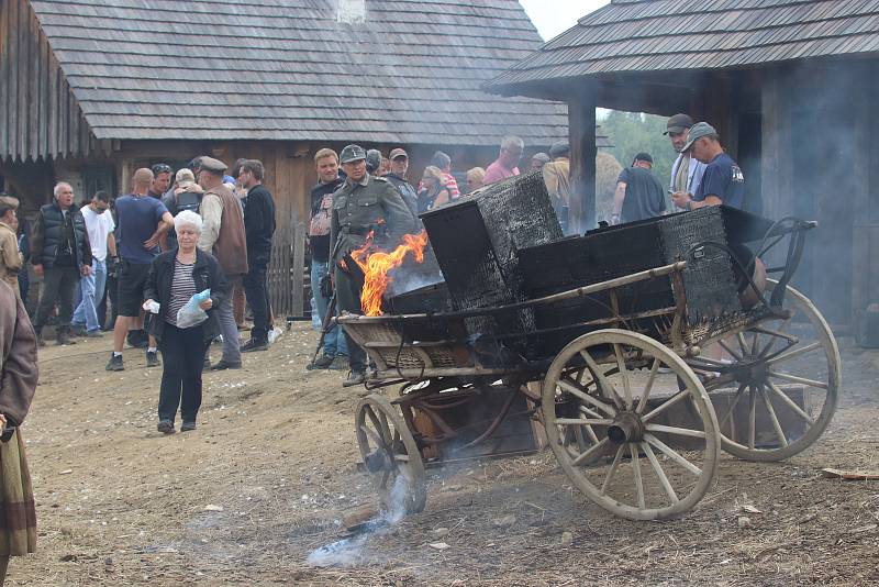 Natáčení Barevného ptáčete v Boleticích