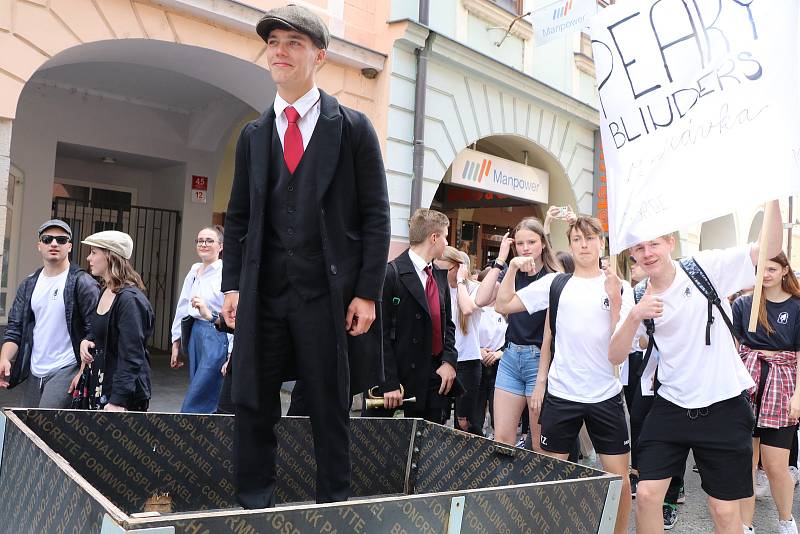 Budějovický majáles vyvrcholil v pátek průvodem.