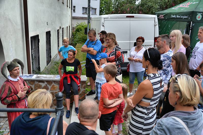 Historické slavnosti si v sobotu užili lidé v Týně nad Vltavou.