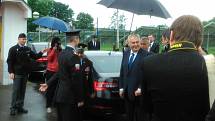 Prezident přijel na hraniční přechod do Českých Velenic.