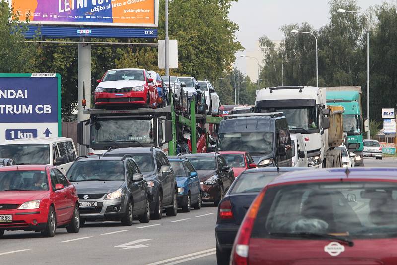 Ve čtvrtek začal v Českých Budějovicích 44.ročník mezinárodního agrosalonu Země živitelka 2017.