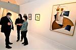 Instalace unikátní výstavy Malevič-Rodčenko-Kandinskij a ruská avantgarda v Alšově jihočeské galerii.