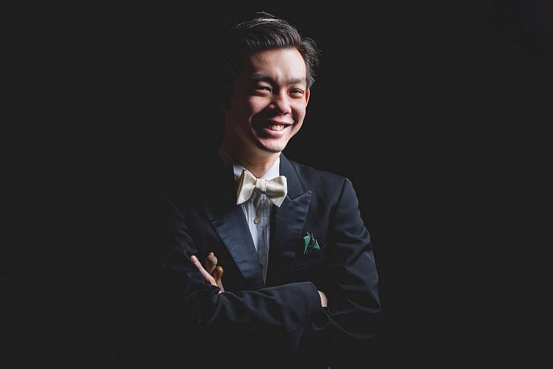 Chuhei Iwasaki vystoupí ve čtvrtek 14. března s Jihočeskou filharmonií a Sketami v 19 h v DK Metropol.