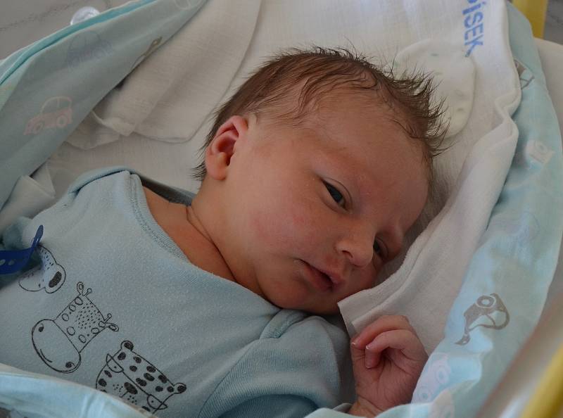 Václav Nikodem z Hodějova. Prvorozený syn Kateřiny a Ondřeje Nikodemových přišel na svět 4. 7. 2022 v 9.17 h. Při narození vážil 3,60 kg a měřil 52 cm.