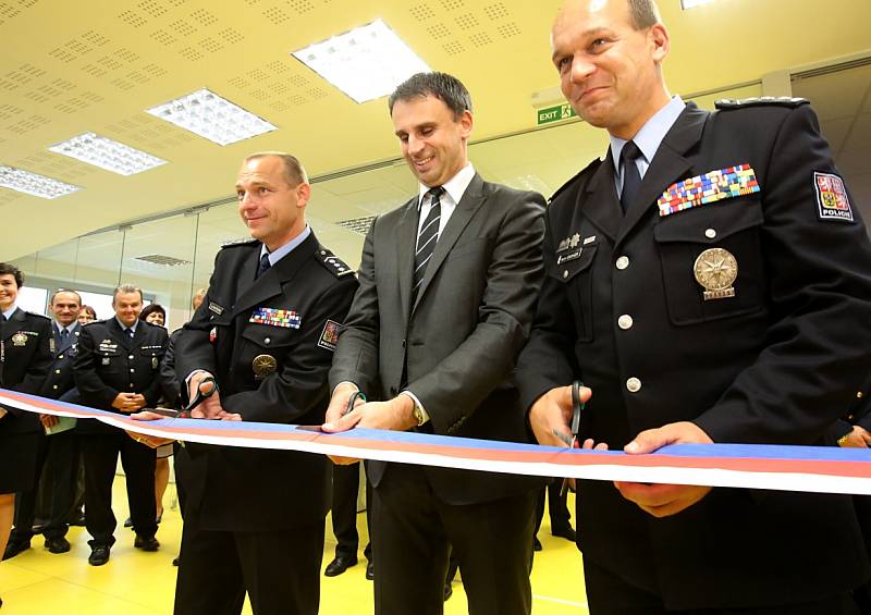 Bylo otevřeno nové integrované operační středisko policie