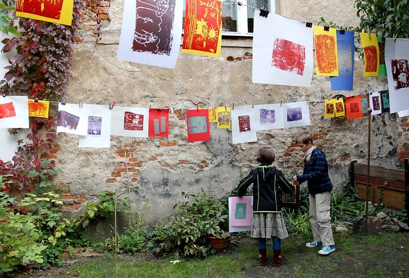 Tábor patřil od 3. do 5. října knihám, festival Tabook, zaměřený na malé nakladatele, přilákal stovky lidí.