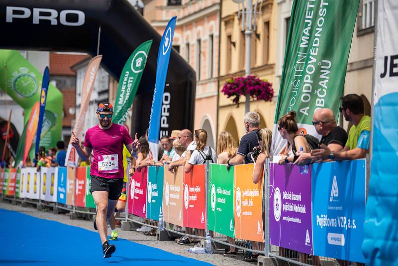 Závodu RunTour České Budějovice 2020 se zúčastnili letos v červenci malí i velcí běžci.