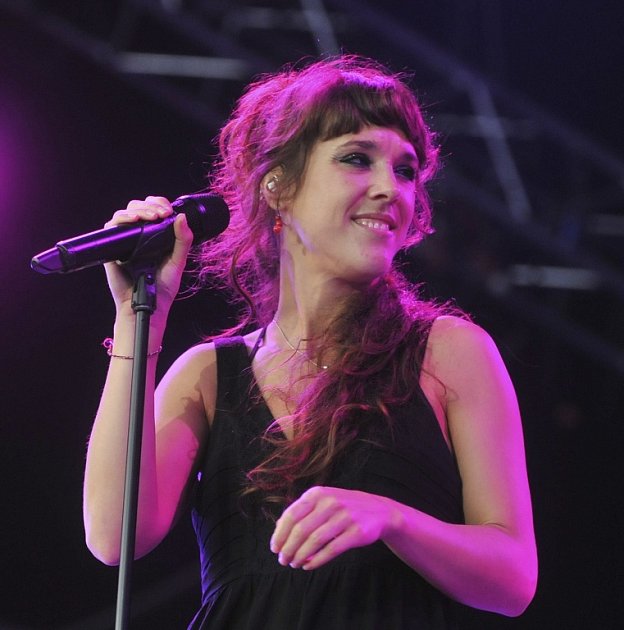 Zpěvačka Zaz, na snímku na festivalu Colours of Ostrava, 2012.