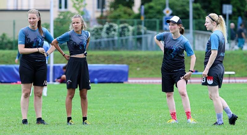 V Českých Budějovicích se 11. a 12. září uskuteční mistrovství republiky ve frisbee, hře s létajícím talířem (diskem). Na snímku nedávný Princess Cup pořádaný budějovickým týmem 3SB.