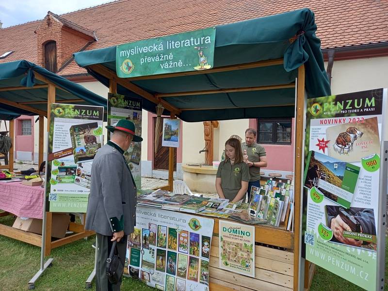 Národní myslivecké slavnosti na zámku Ohrada u Hluboké nad Vltavou, kde sídlí pobočka Národního zemědělského muzea.