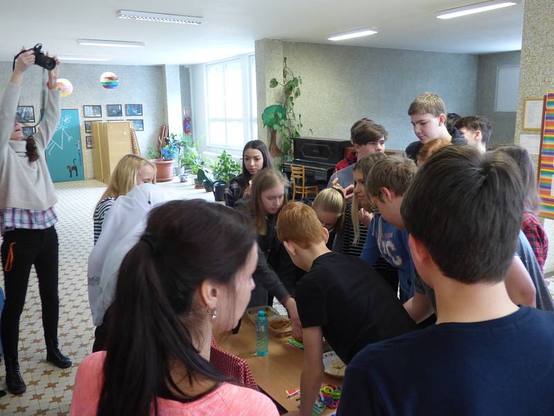 Zahraniční studenti zavítali na Základní školu v Hluboké nad Vltavou.