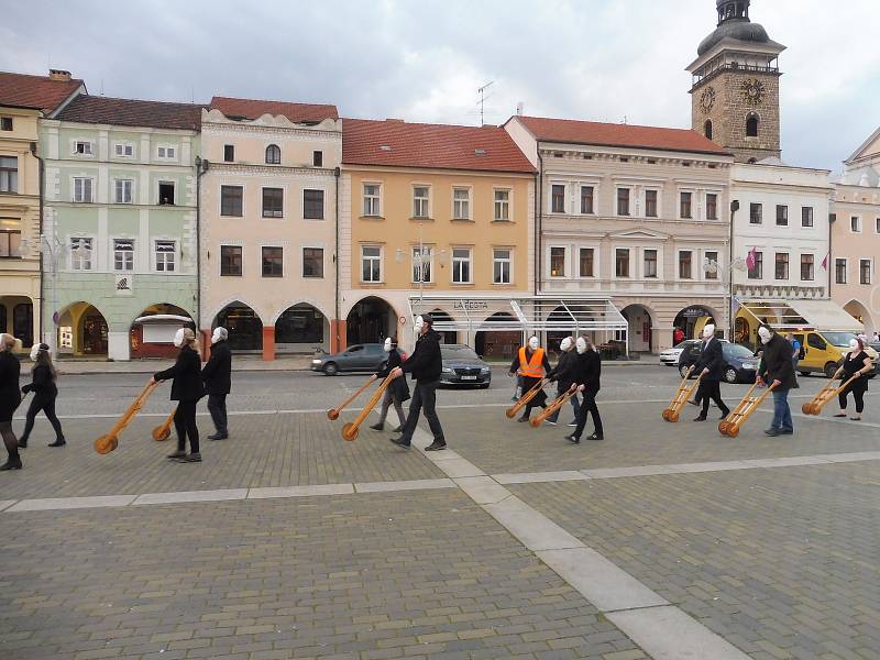 Velikonoční hrkání v době koronaviru.