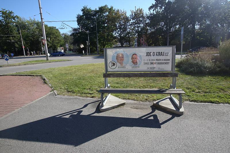 Předvolební billboard Pirátů. Známka odborníka na marketing: 2.