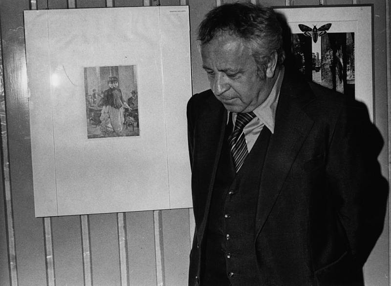 Alšova jihočeská galerie slaví 60 let. Snímek z výstavy koláží Miroslava Horníčka na Malé scéně, jaro 1979.