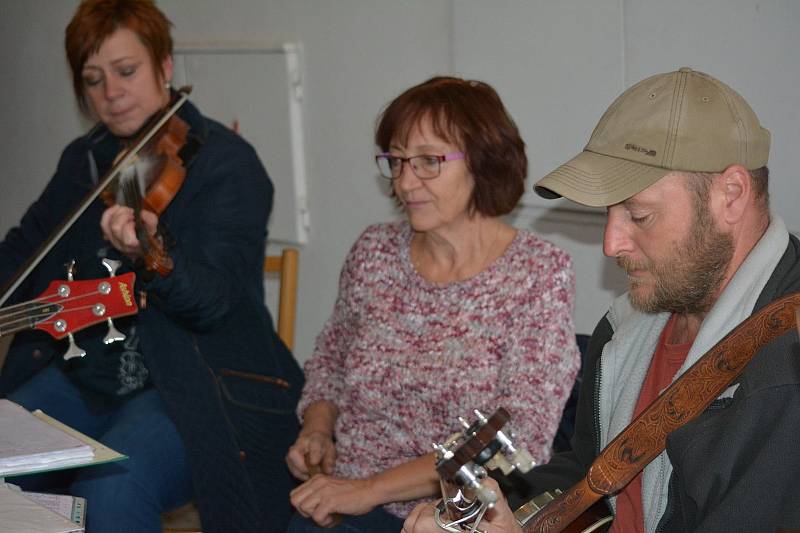 Muzikanti v ulicích. Takový název měla čtvrteční akce, která se uskutečnila v Týně nad Vltavou.