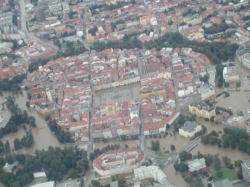 Jihočeský kraj v srpnu roku 2002 zasáhly dvě povodňové vlny. Zemřelo devět lidí a katastrofa napáchala škody za šestnáct miliard korun.