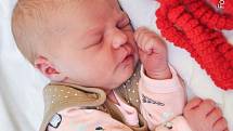 Marie Rapčániová, Chlumany. Rodiče Vlasta a Petr se radují z narození další dcerky. Maruška přišla na svět 7.5. 2022 ve 23.31 hodin, její porodní váha byla 3330 g. Doma už se na ní těšila sestřička Emička (2).