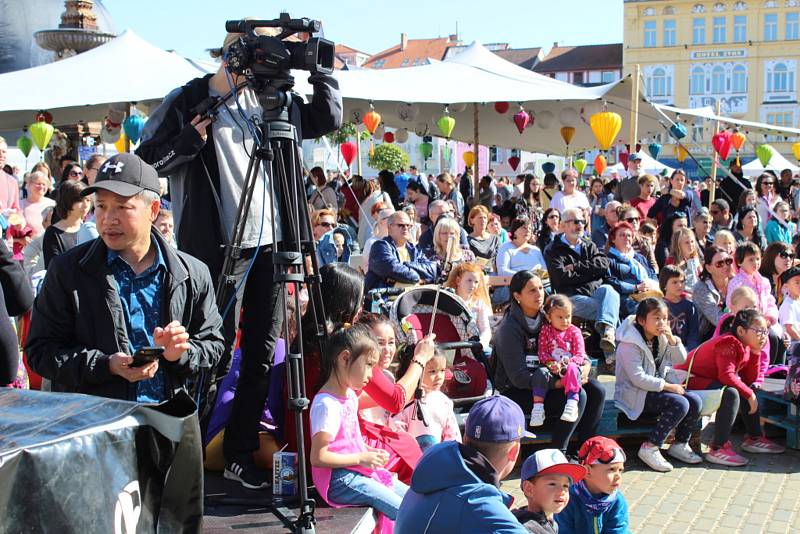 Festival na českobudějovickém náměstí Přemysla Otakara II.