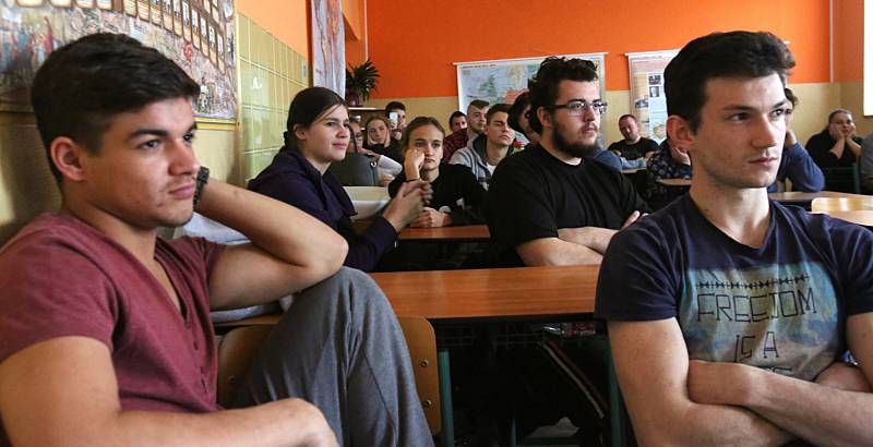 Studenti Vodňanské střední školy si vyzkoušeli zneškodnit teroristu
