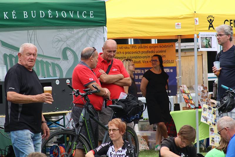 Festival malých pivovarů na Sokolské louce v Českých Budějovicích