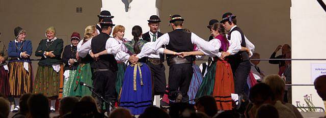 Festival lidové hudby v bavorském Aldersbachu.