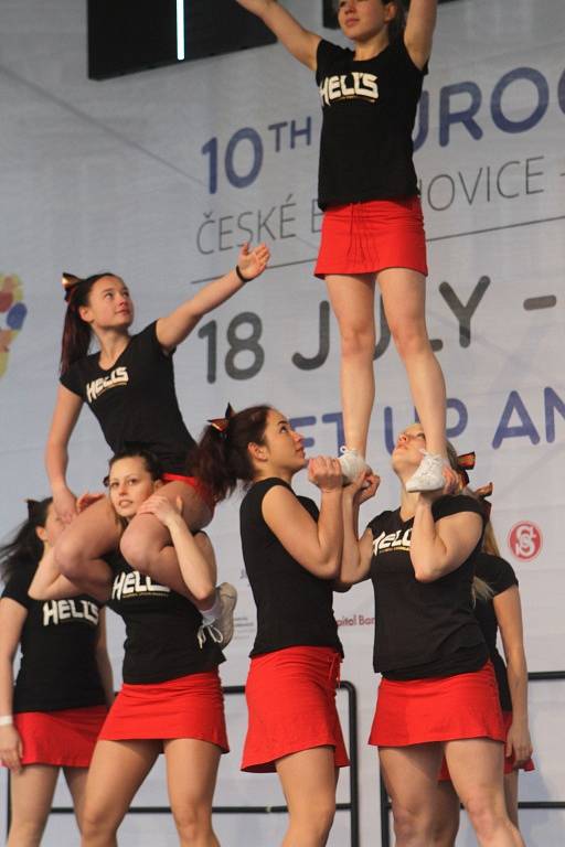 Mezinárodní gymnastické soutěže Eurogym začne v Českých Budějovicích přesně za 101 dní. Na snímku gymnastky Cheerleaders.