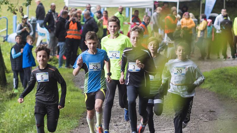 Běh kolem středu Evropy bavil malé i velké závodníky. Těší se na 3. ročník.