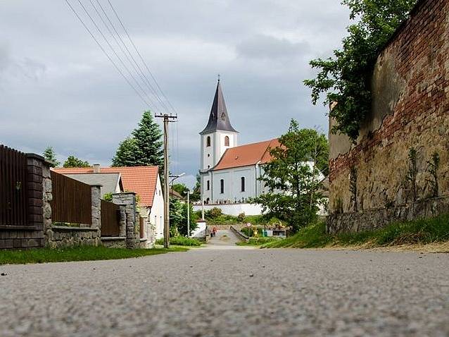 Prvenství Jarošovští v klání o jihočeskou Vesnici roku vybojovali  v konkurenci dalších 23 obcí v kraji.