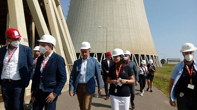 Premiér Babiš a ministr Havlíček navštívili jadernou elektrárnu Temelín.