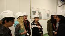 Na exkurzi do Jaderné elektrárny Temelín vyrazili žáci Vyšší odborné školy a Střední školy, s. r. o., v Českých Budějovicích.