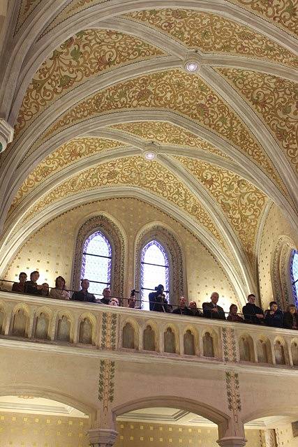 Slavnostní bohoslužba ve studentském kostele svaté Rodiny v centru Českých Budějovic.