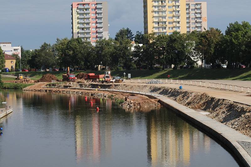 Přístav pro malá plavidla na Vltavě u Dlouhého mostu