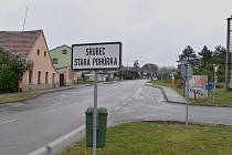 Současná provizorní propojka od Mladého na Ledenickou bude do listopadu nahrazena první částí obchvatu Srubce. Na snímku Ledenická ulice.